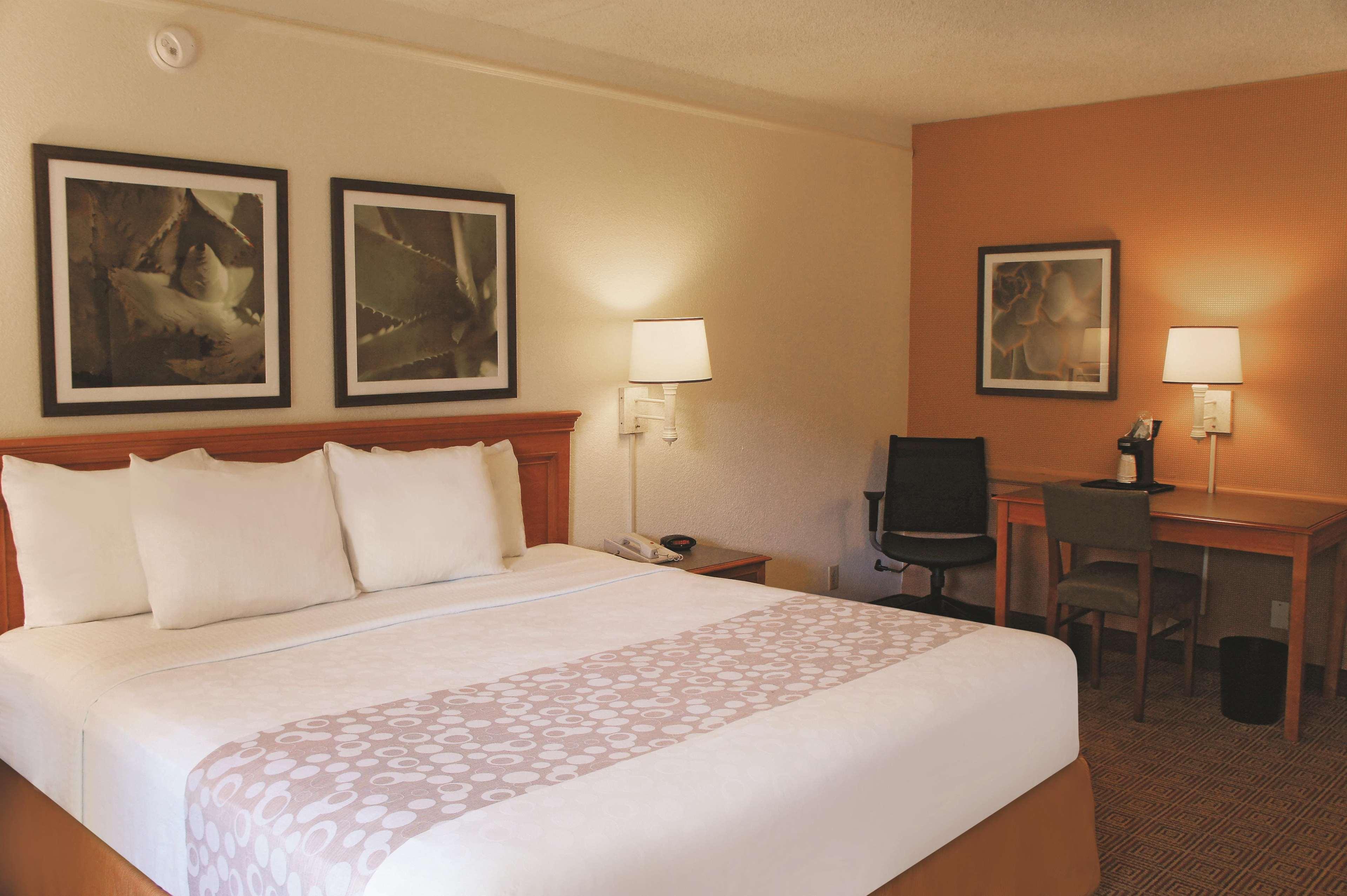 Baymont By Wyndham Houston La Porte Dış mekan fotoğraf