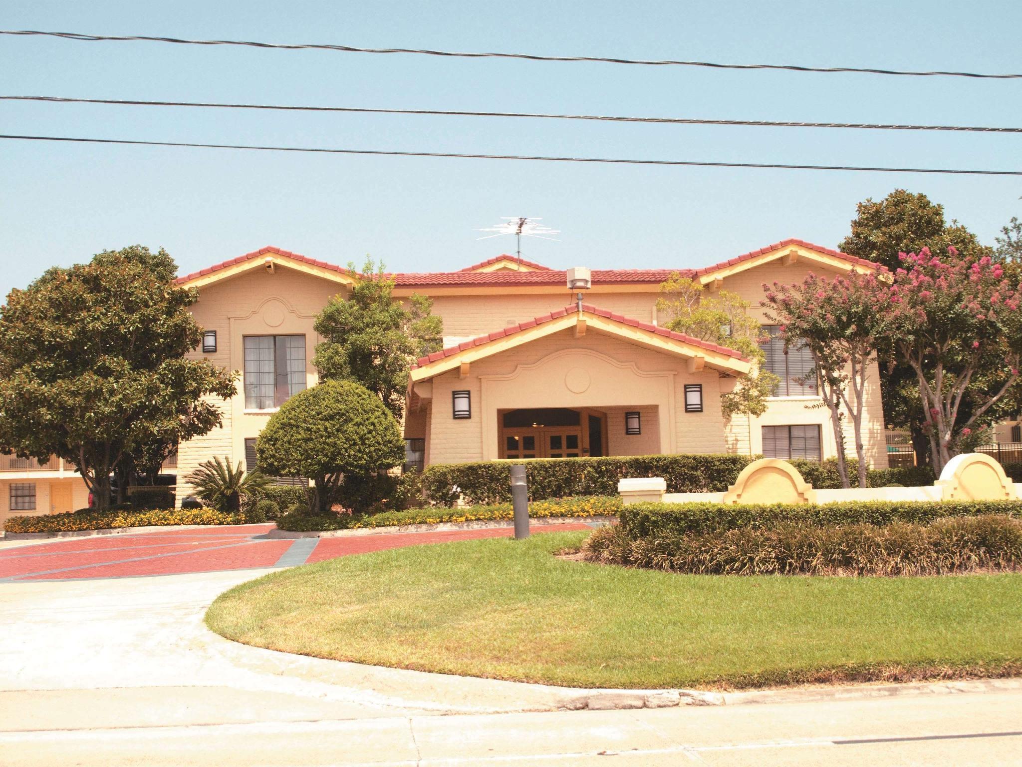 Baymont By Wyndham Houston La Porte Dış mekan fotoğraf
