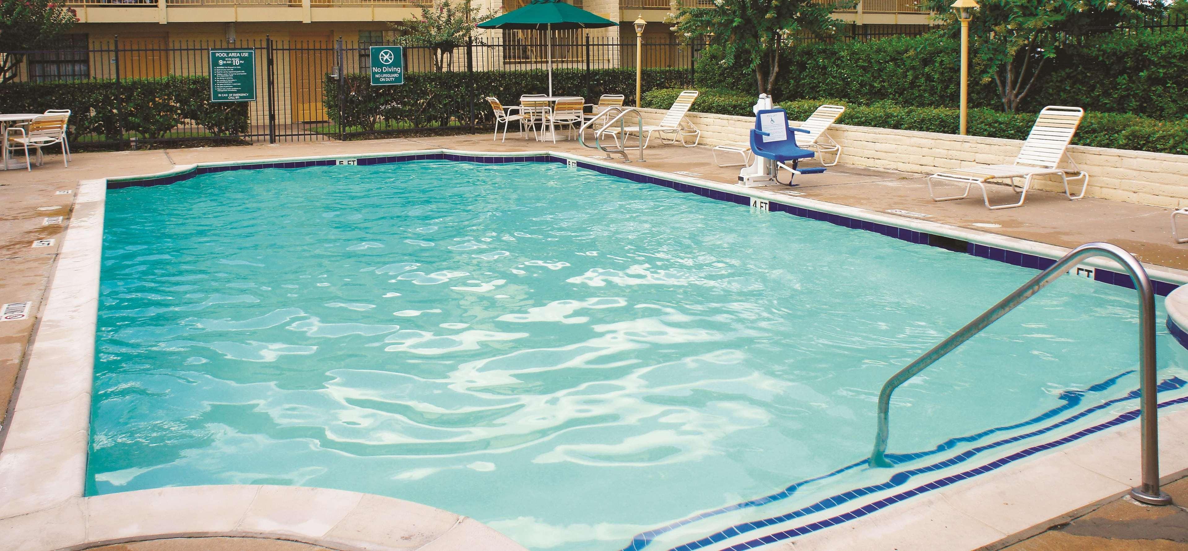 Baymont By Wyndham Houston La Porte Dış mekan fotoğraf